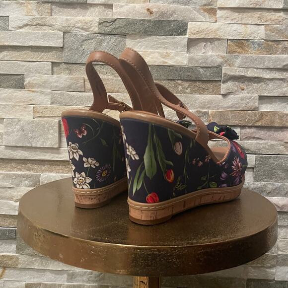 Clarks 8.5 Amelia Joyce Wedge Sandals | Navy Floral Cork Platform, Rare New NWT - Picture 10 of 13